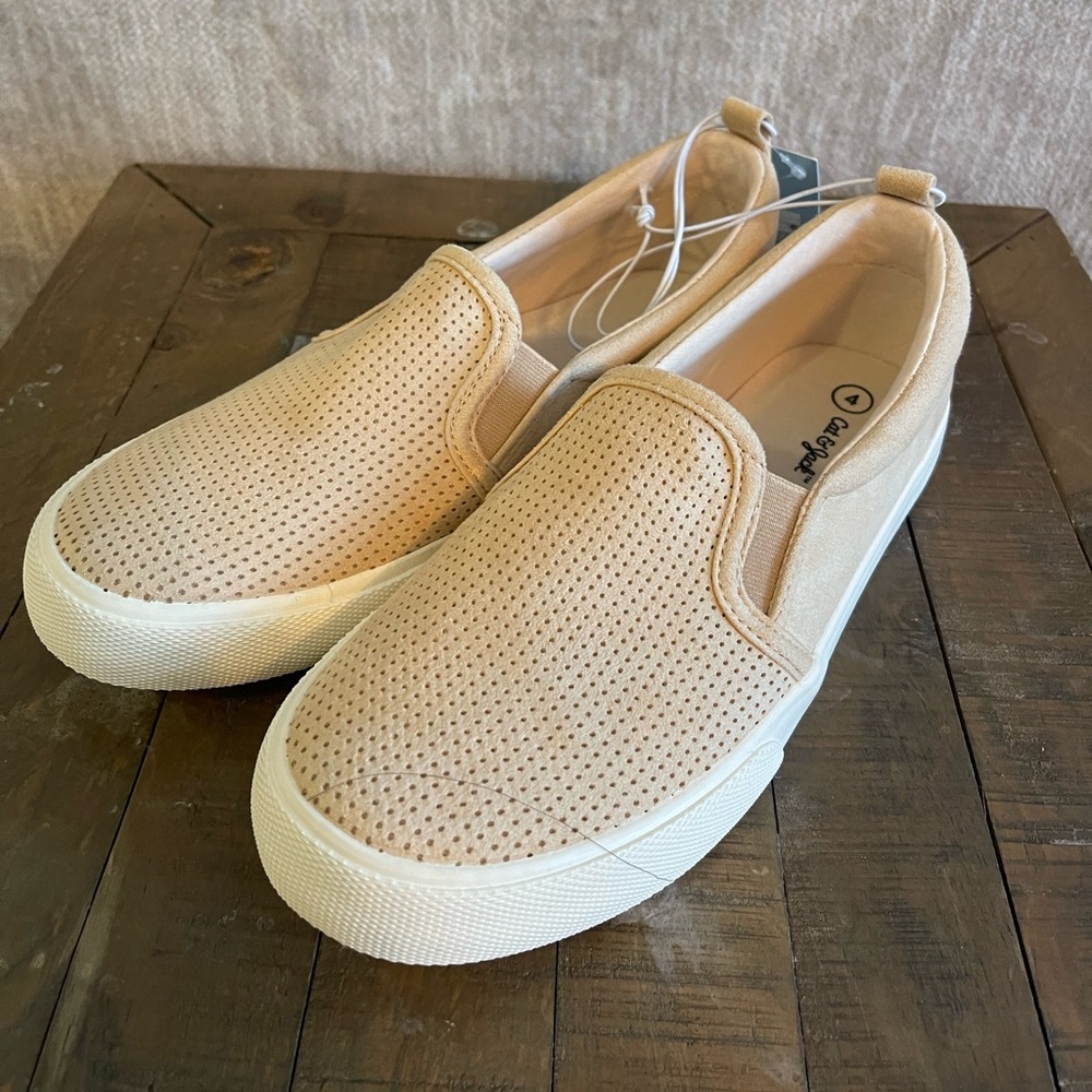 Kids Cat & Jack Shoes - Size 4